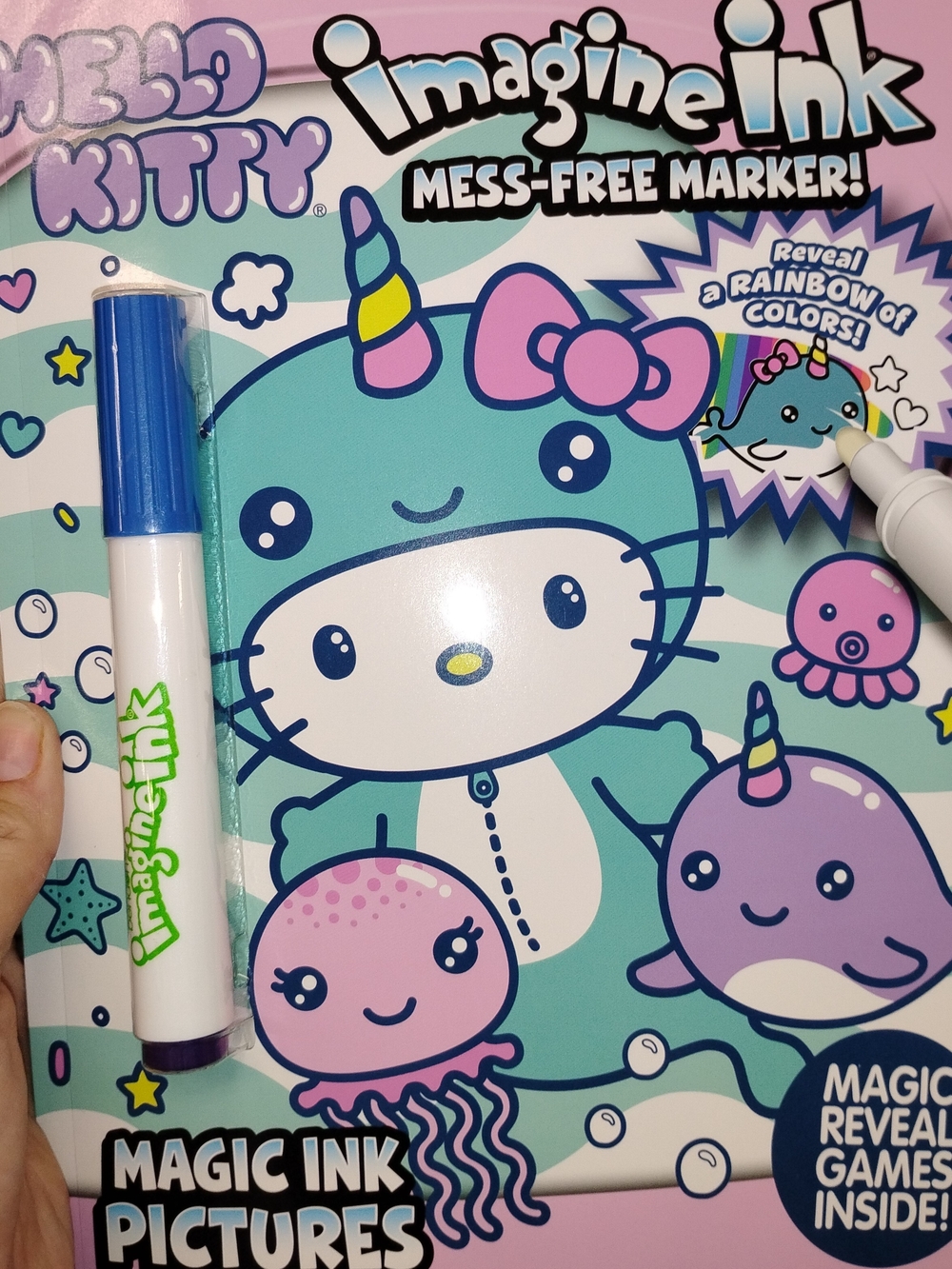 Hello Kitty Imagine Ink Activity Pad